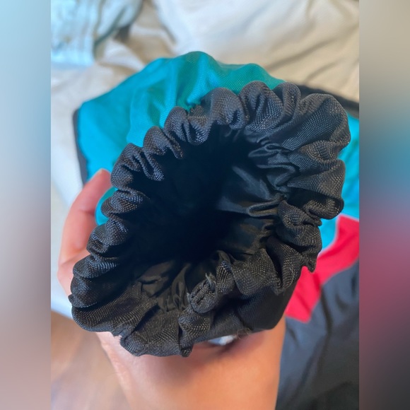 Vintage Vancouver Grizzlies Pullover Jacket - Picture 13 of 16